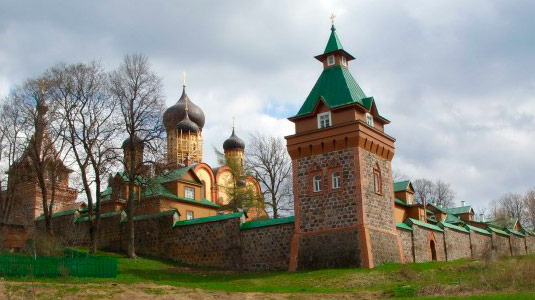Пюхтинский монастырь
